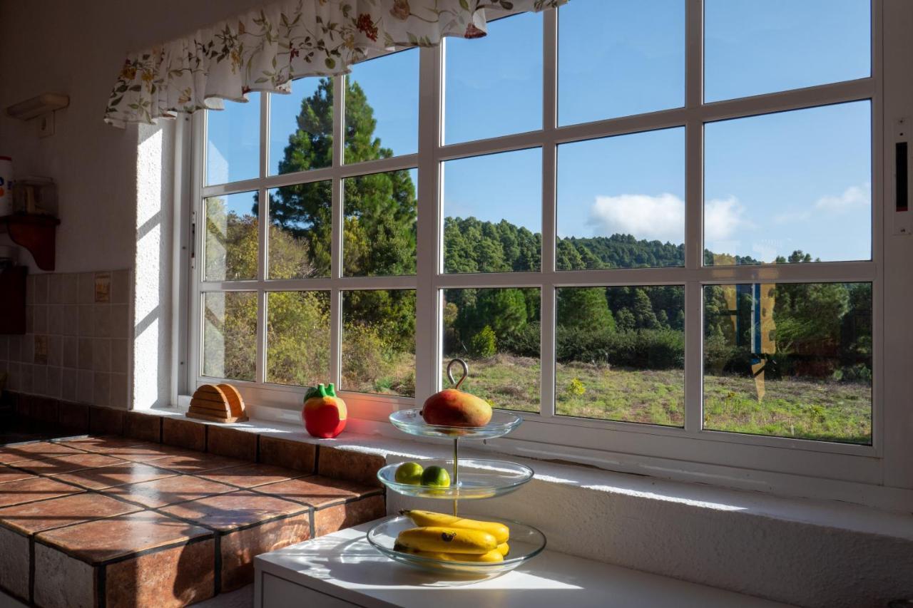 Casa Alba, Casa Rural Con Piscina-Spa Climatizada Hasta 34º Gratuito Y Vistas Al Mar Puntallana Exterior photo